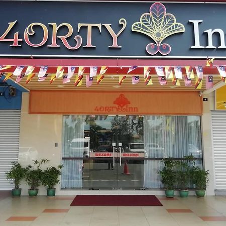 4Orty Inn Бінтулу Екстер'єр фото