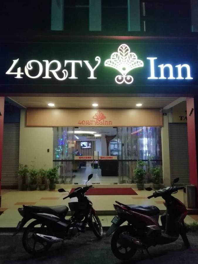 4Orty Inn Бінтулу Екстер'єр фото