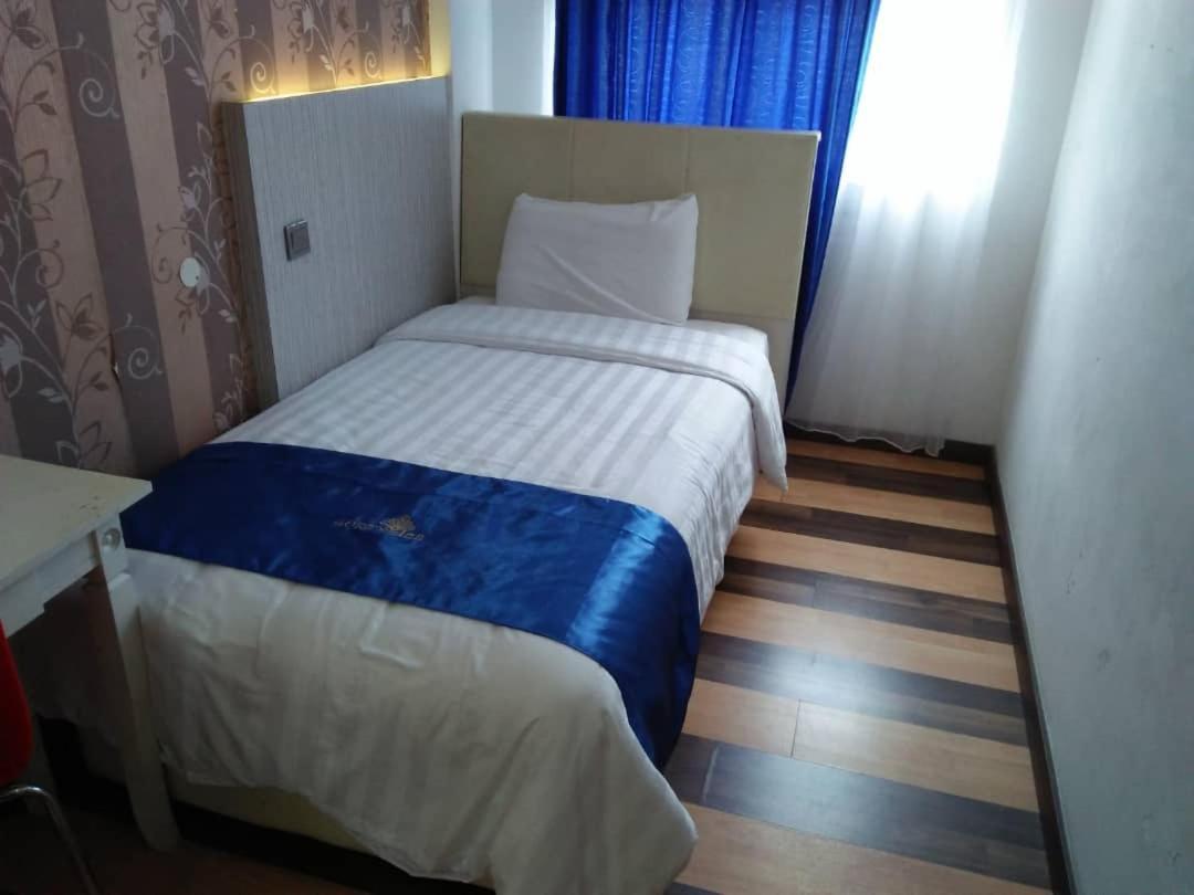 4Orty Inn Бінтулу Екстер'єр фото
